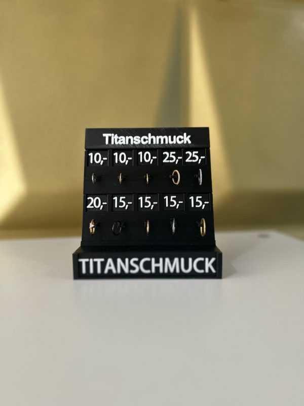 Piercingdisplay für Ringe